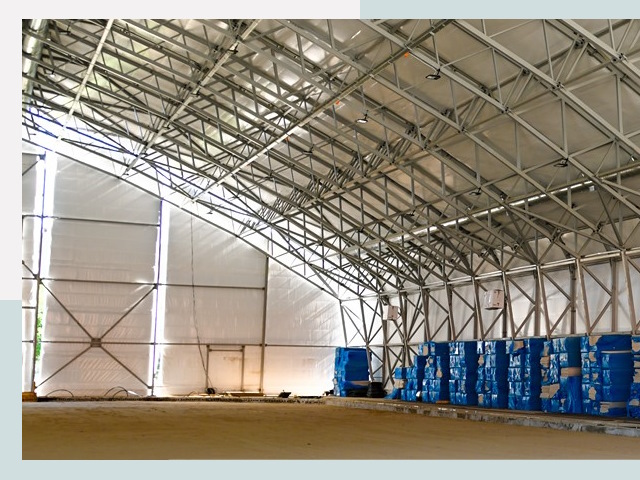 Строительство крытых катков в Лангепасе