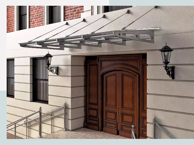 Металлические козырьки от 606 руб. в Лангепасе